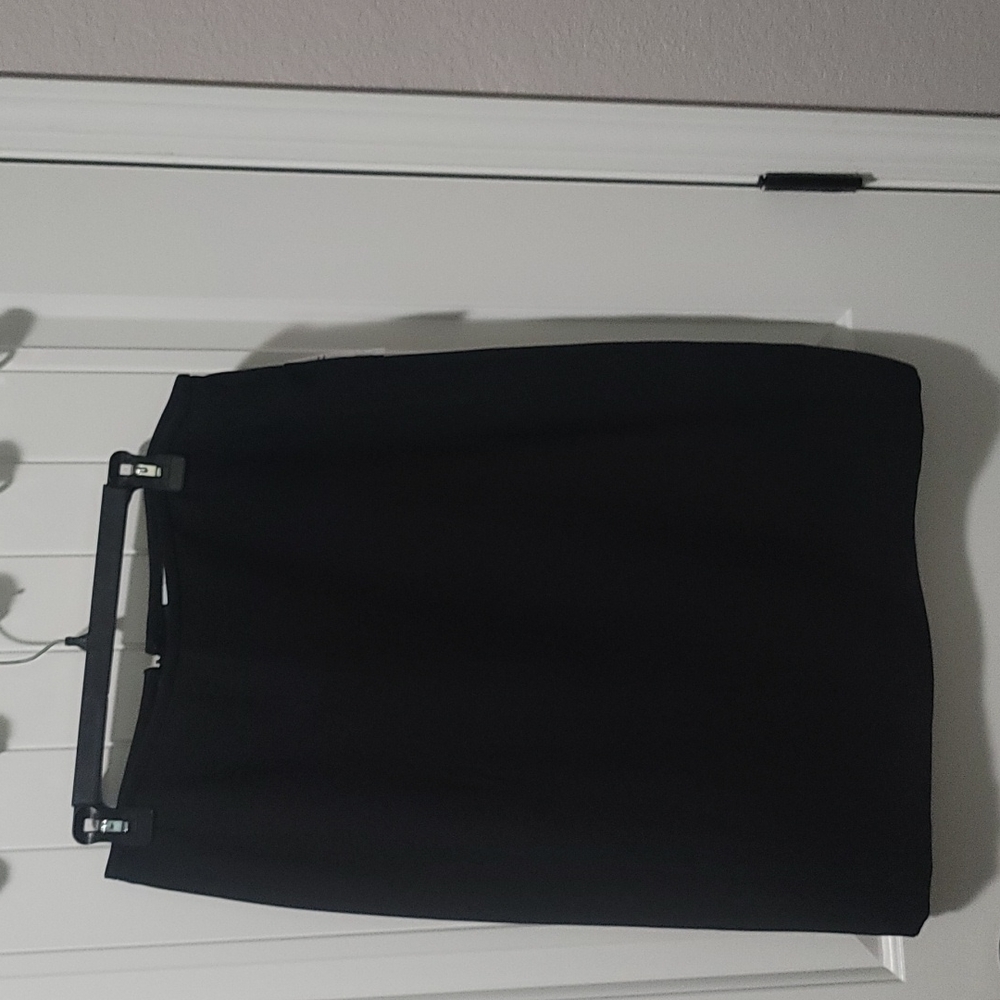 Black skirt